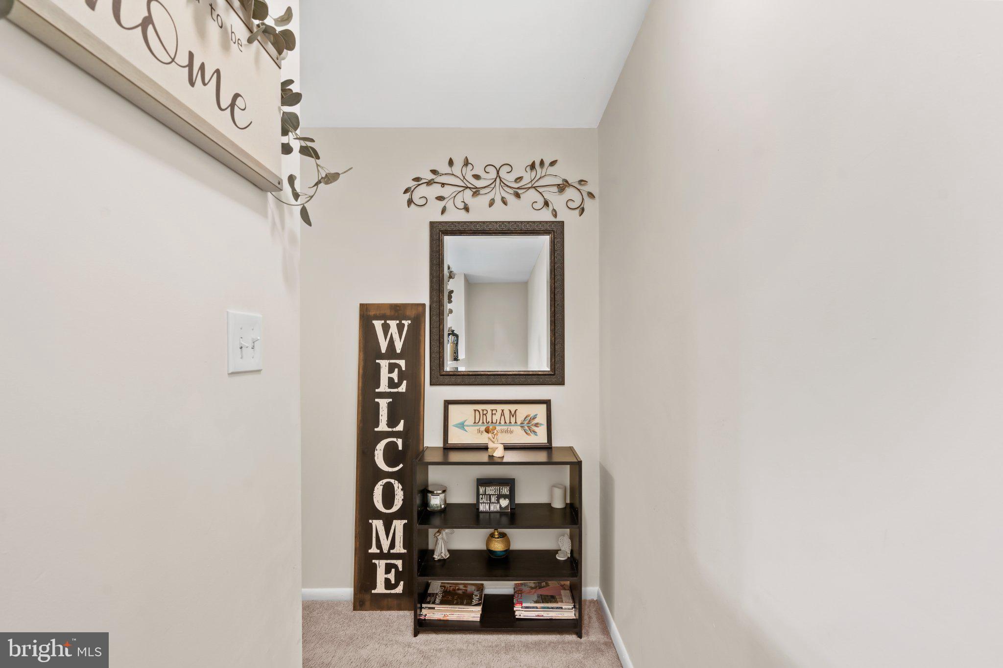 1475 Mt Holly Road, Unit F2 Edgewater Park, NJ 08010 - Photo 4 of 32 Charming entryway with warm decor.