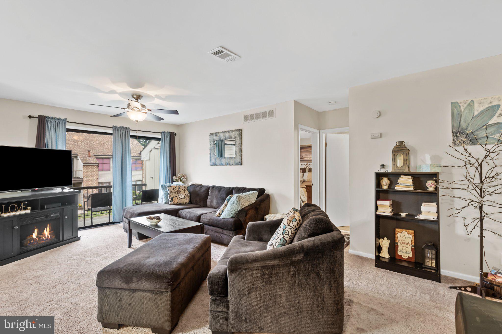 1475 Mt Holly Road, Unit F2 Edgewater Park, NJ 08010 - Photo 6 of 32 Cozy living space with natural light.