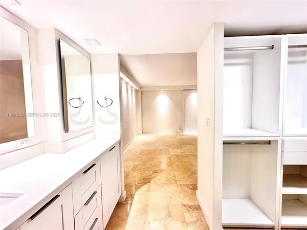 $1,800 | 3301 North Country Club Drive, Unit 410, Aventura, FL 33180