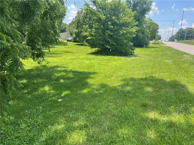 $159,900 | 11763 Parallel Parkway, Kansas City, KS 66109