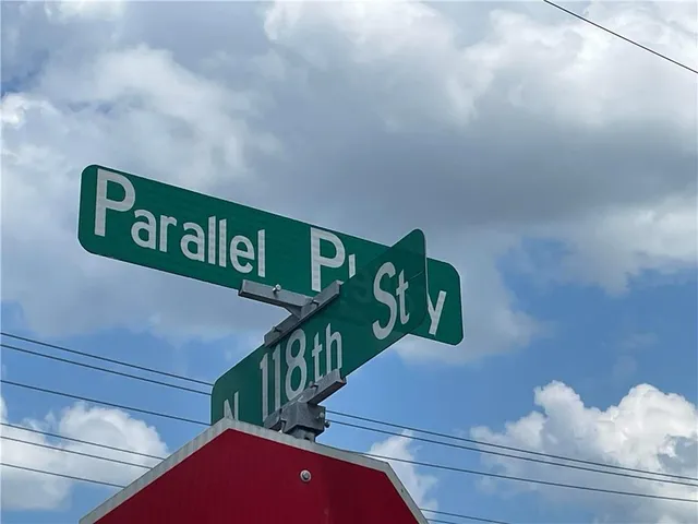 $159,900 | 11763 Parallel Parkway, Kansas City, KS 66109