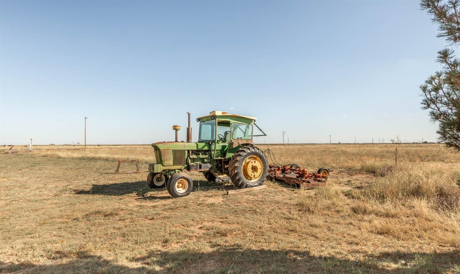 632 FM 3269 Muleshoe, TX 79347 - Photo 27 of 48 a view of a room with gym equipment