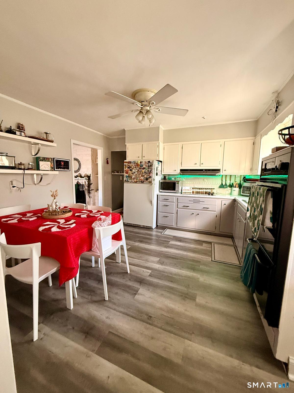 12 Belaire Drive Westport, CT 06880 - Photo 8 of 26 Kitchen Main Floor