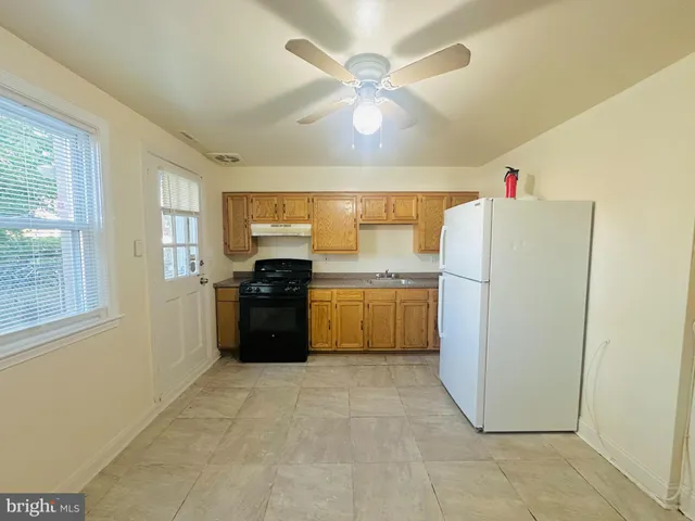 $1,700 | 1304 Hillsway Court, Baltimore, MD 21234