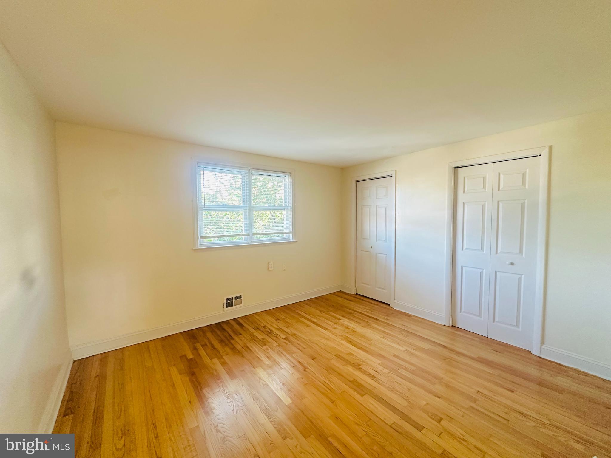 1304 Hillsway Court Baltimore, MD 21234 - Photo 4 of 15