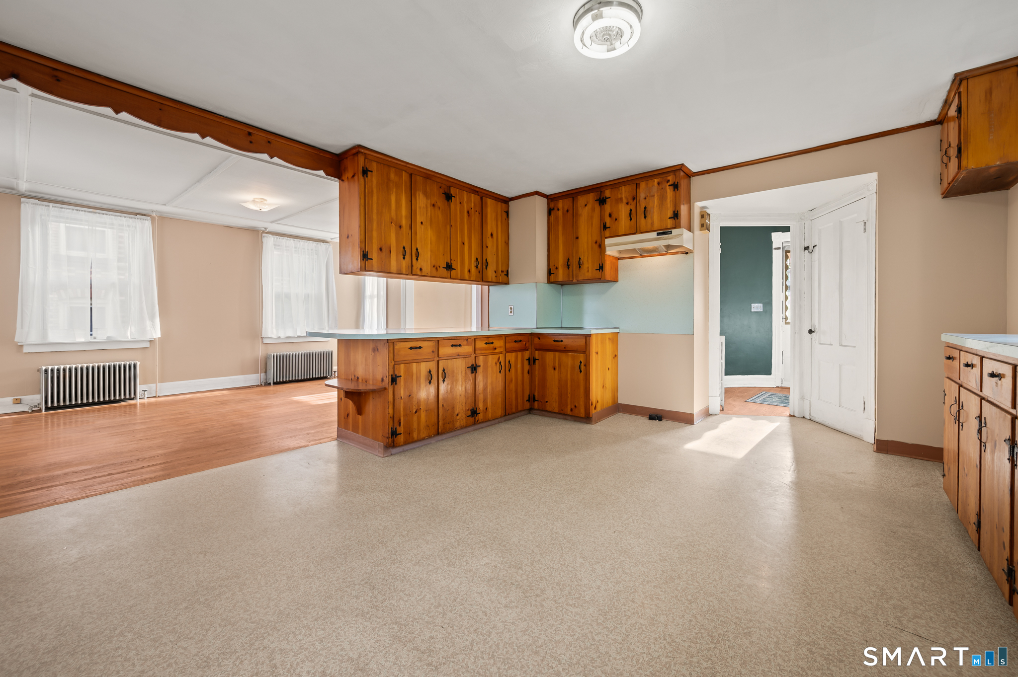 64 High Street Middletown, CT 06457 - Photo 3 of 39