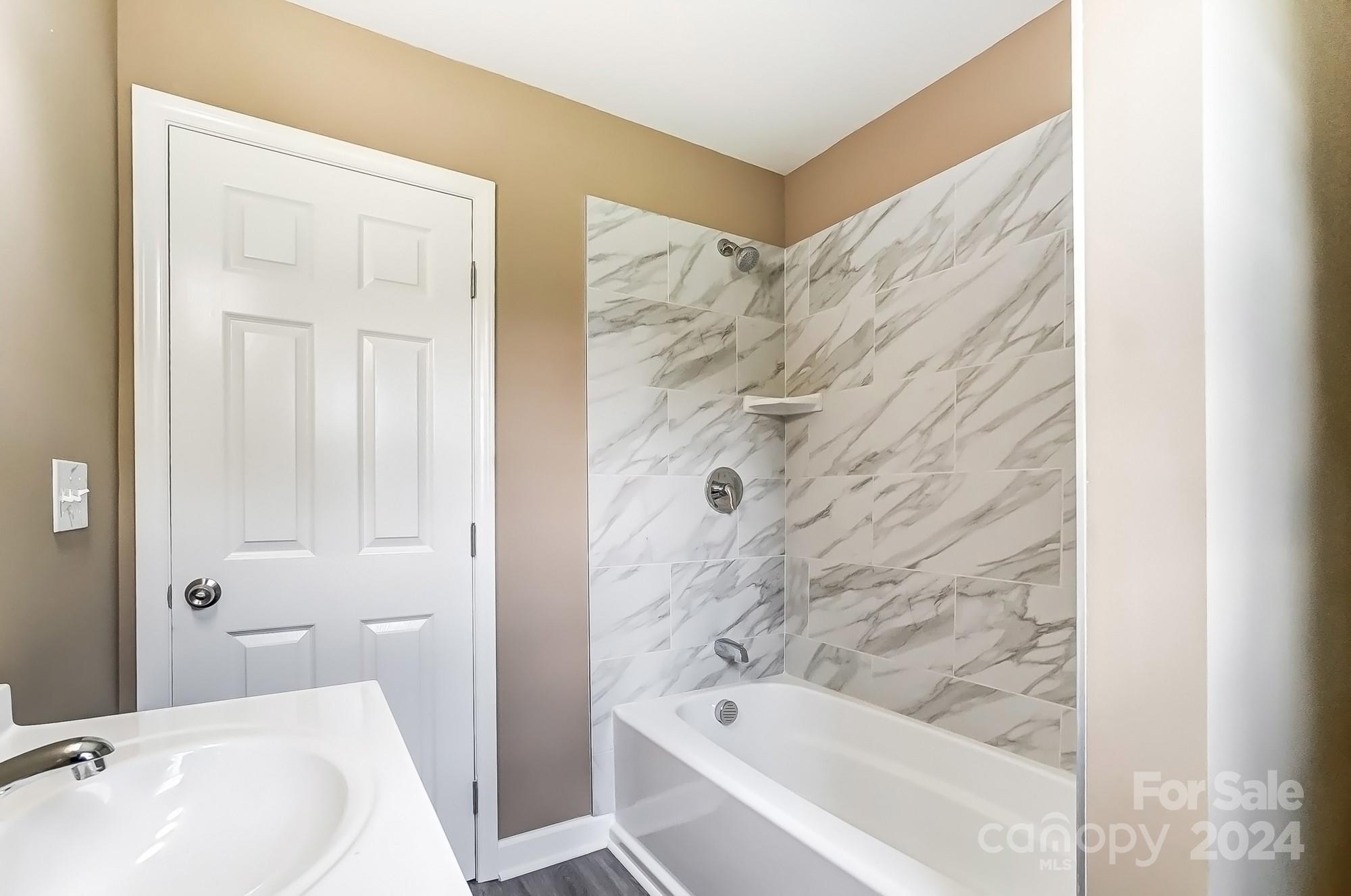 8109 Starnes Randall Road Charlotte, NC 28215 - Photo 14 of 26 Gallery Image 14