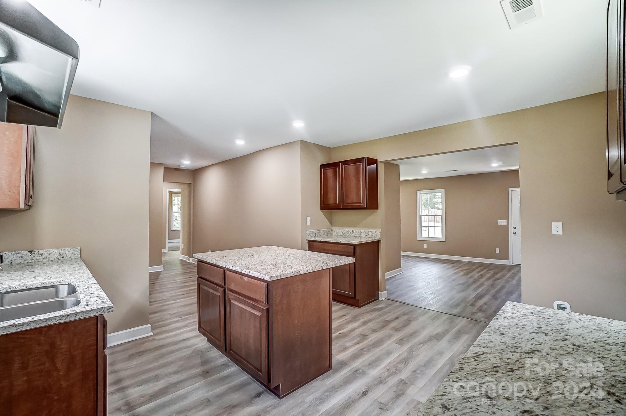 8109 Starnes Randall Road Charlotte, NC 28215 - Photo 9 of 26 Gallery Image 9