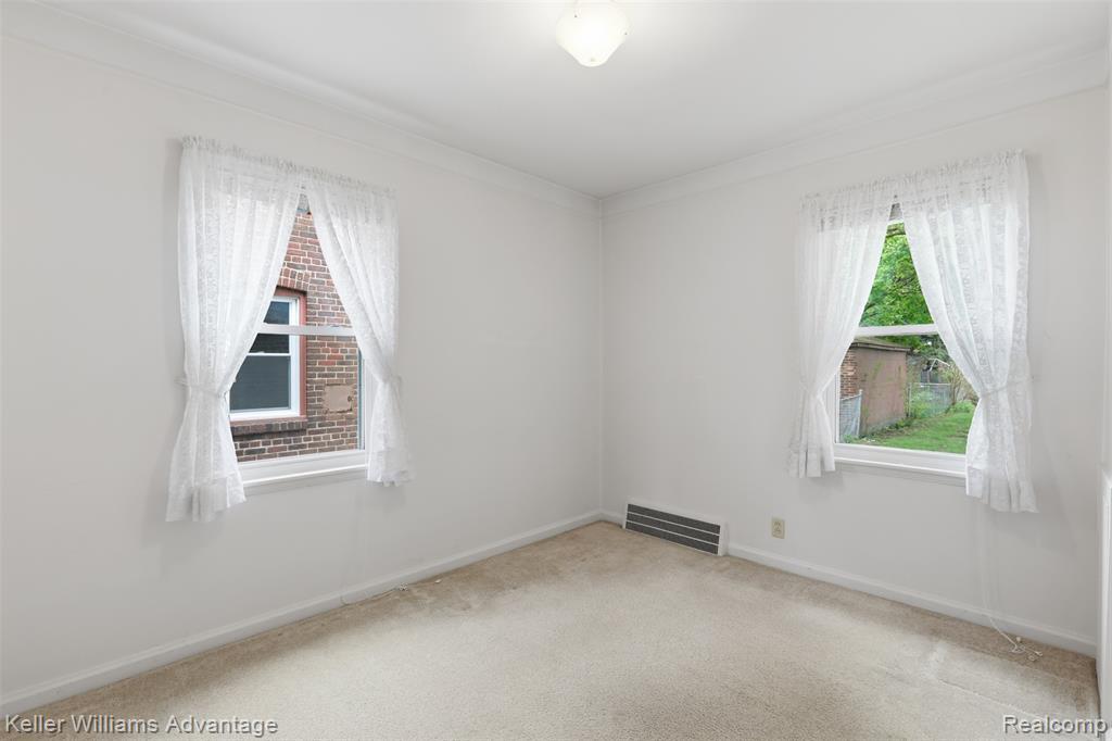 3807 Harding Street Dearborn, MI 48124 - Photo 15 of 38