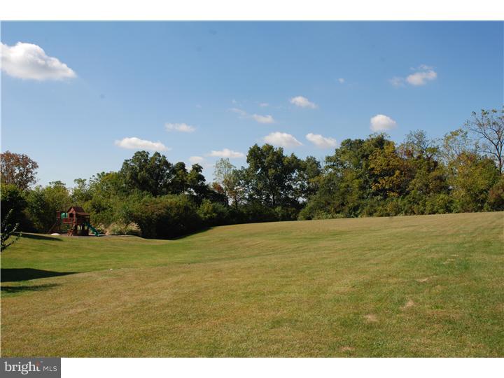 263 South Garfield Road Bernville, PA 19506 - Photo 19 of 25 View in Back