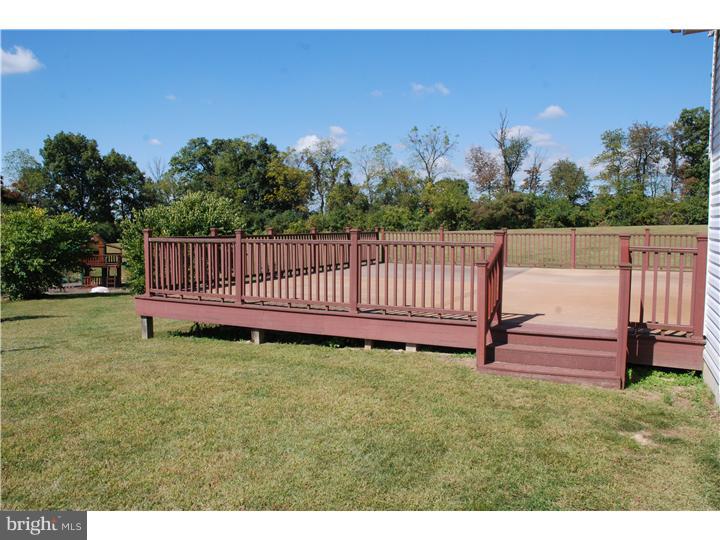 263 South Garfield Road Bernville, PA 19506 - Photo 25 of 25 Deck