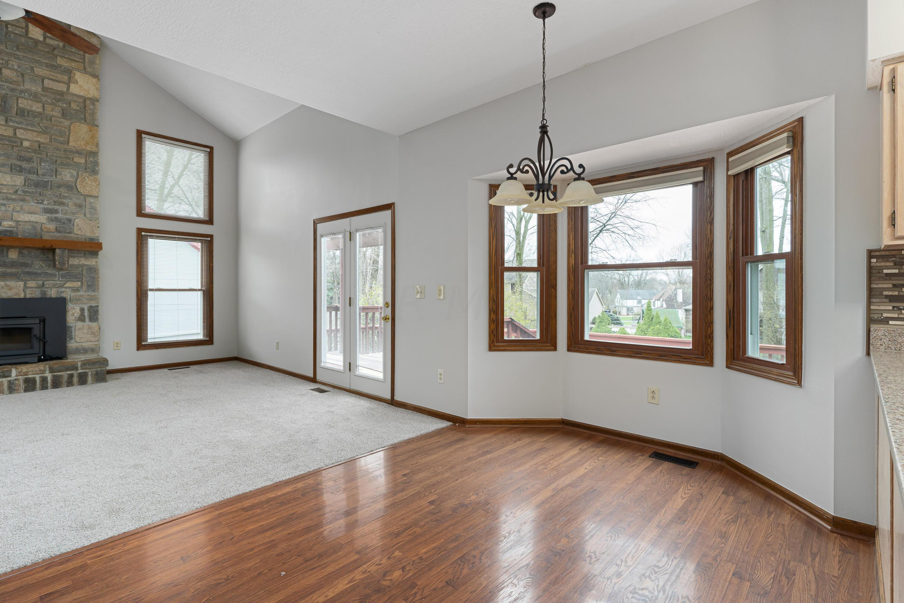 1157 Riva Ridge Boulevard Columbus, OH 43230 - Photo 17 of 55 Eating Space