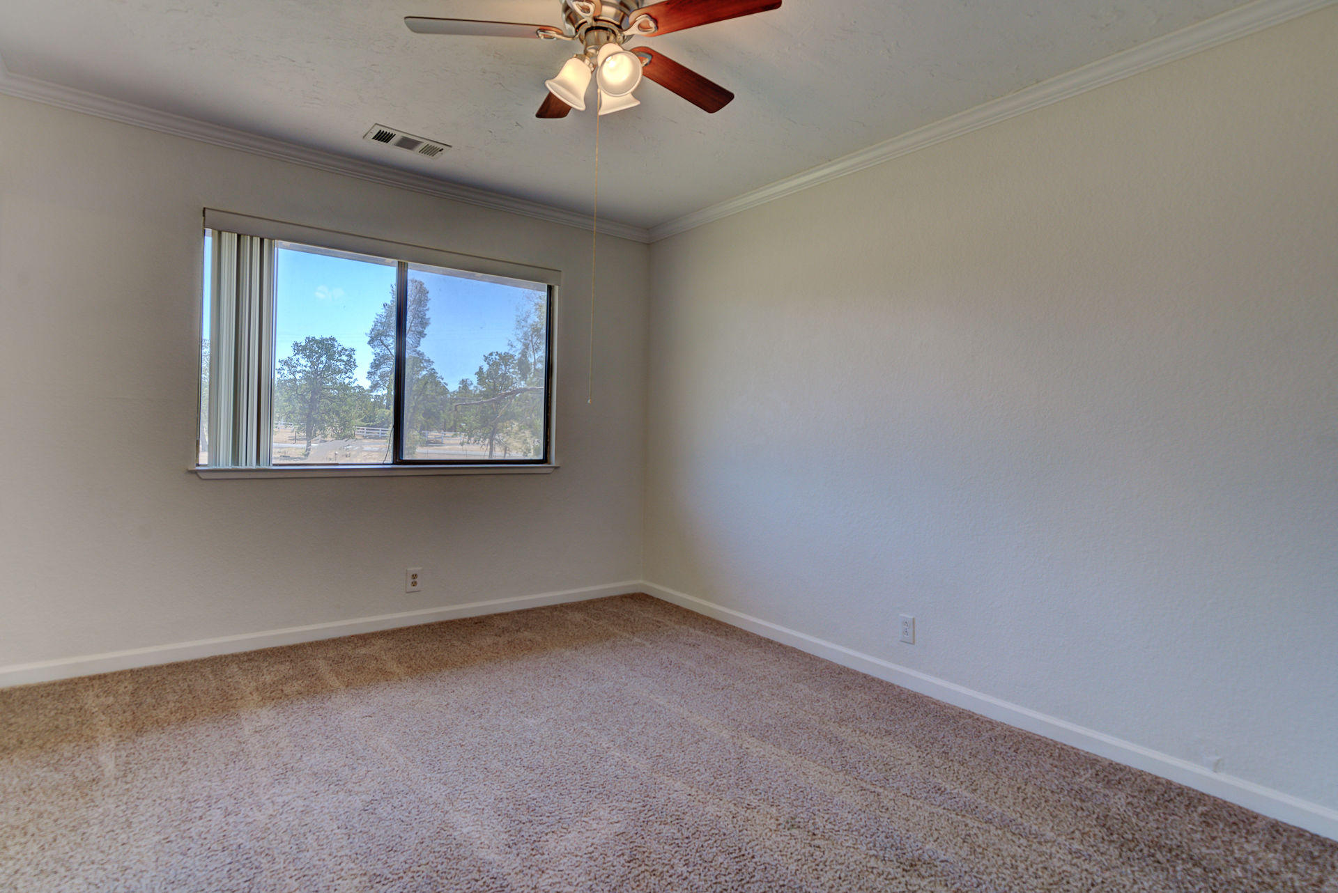21342 Boyle Road Palo Cedro, CA 96073 - Photo 15 of 29 Bedroom 1