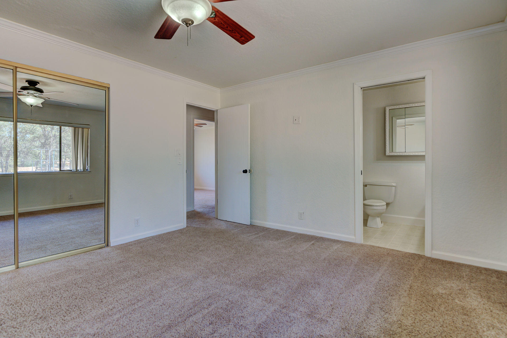 21342 Boyle Road Palo Cedro, CA 96073 - Photo 21 of 29 Master Bedroom