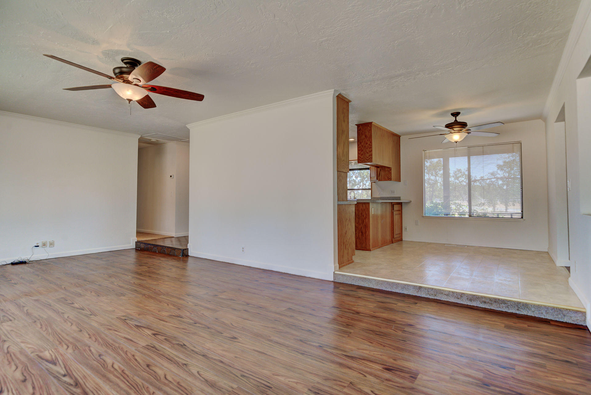 21342 Boyle Road Palo Cedro, CA 96073 - Photo 3 of 29 Living Room / Dining
