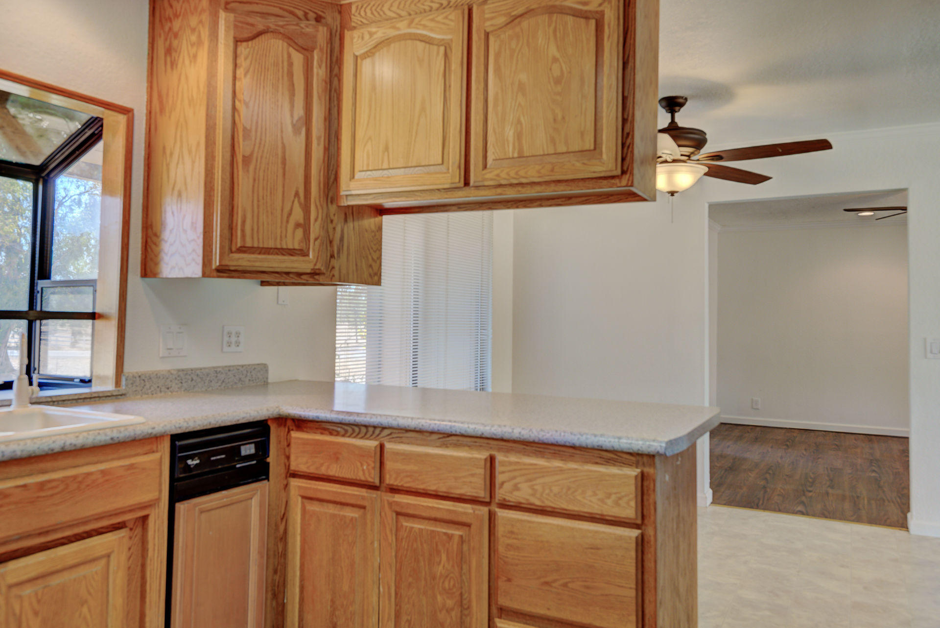 21342 Boyle Road Palo Cedro, CA 96073 - Photo 6 of 29 Kitchen