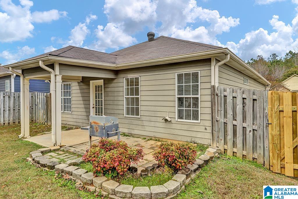 207 Carrington Lane Calera, AL 35040 - Photo 5 of 23