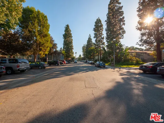 $489,000 | 3635 Kalsman Drive, Unit 4, Los Angeles, CA 90016