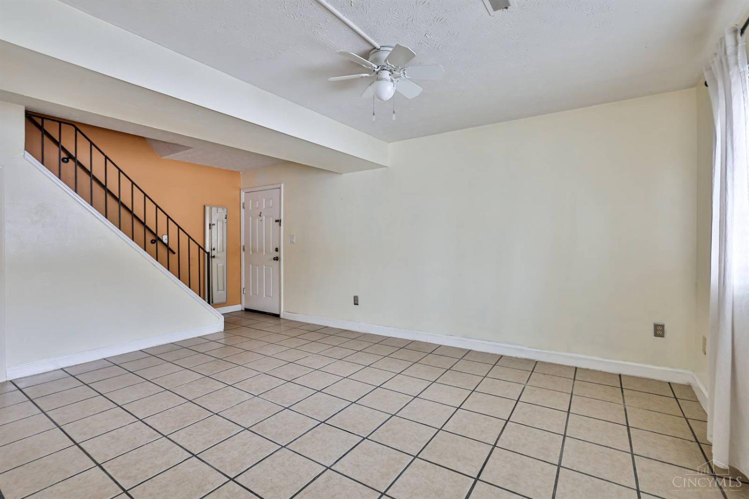7752 Montgomery Road, Unit 56 Cincinnati, OH 45236 - Photo 3 of 29