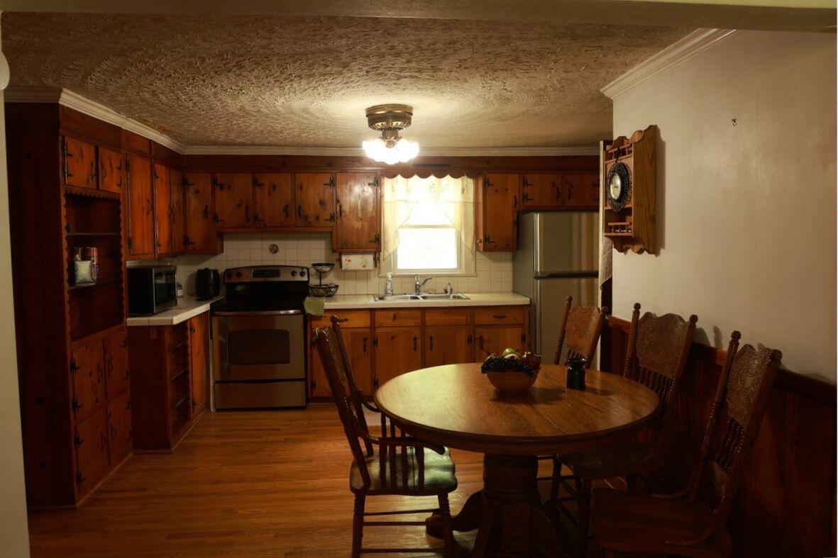 6292 Back Creek Road Boones Mill, VA 24065 - Photo 12 of 41 35