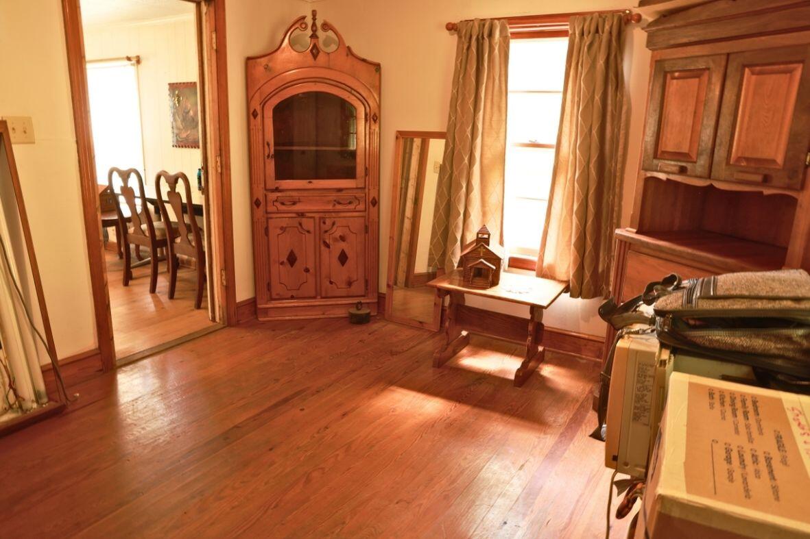 6292 Back Creek Road Boones Mill, VA 24065 - Photo 23 of 41 52