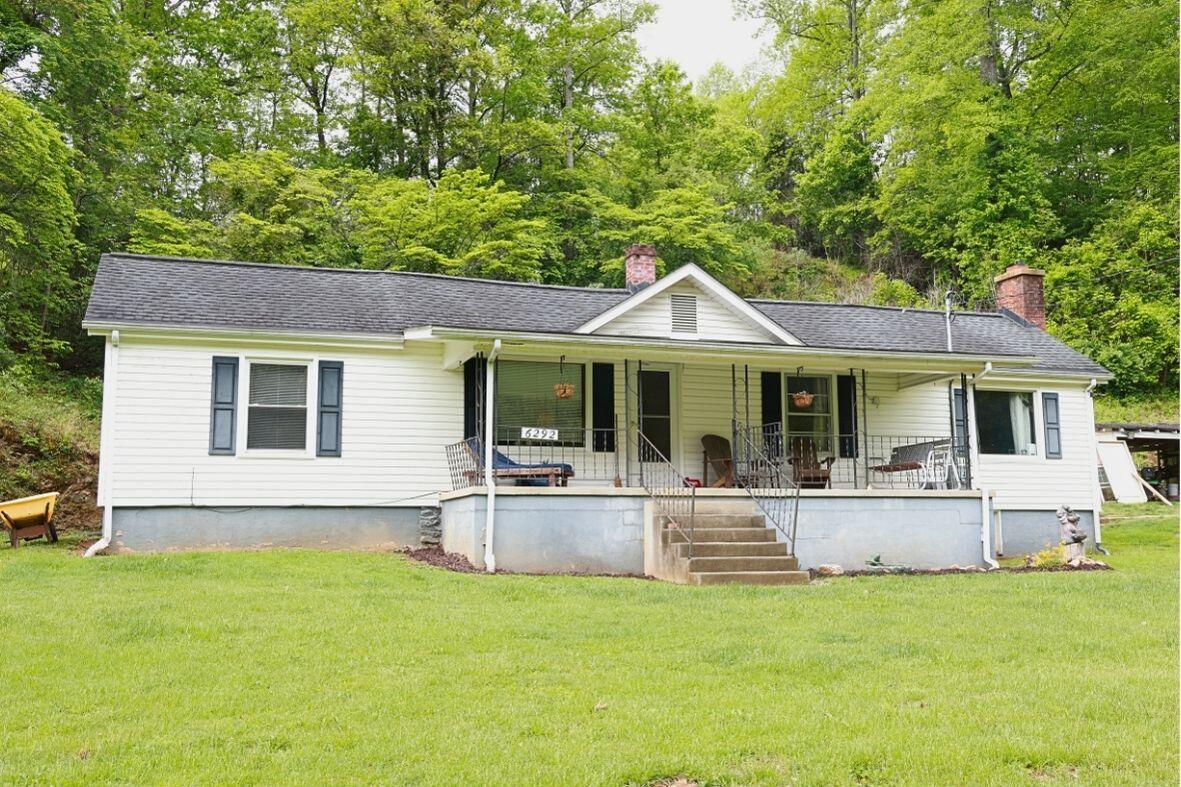 6292 Back Creek Road Boones Mill, VA 24065 - Photo 37 of 41 11
