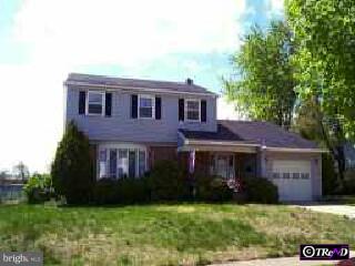 105 Colonial Road Beverly, NJ 08010 - Photo 1 of 1 Gallery Image 1