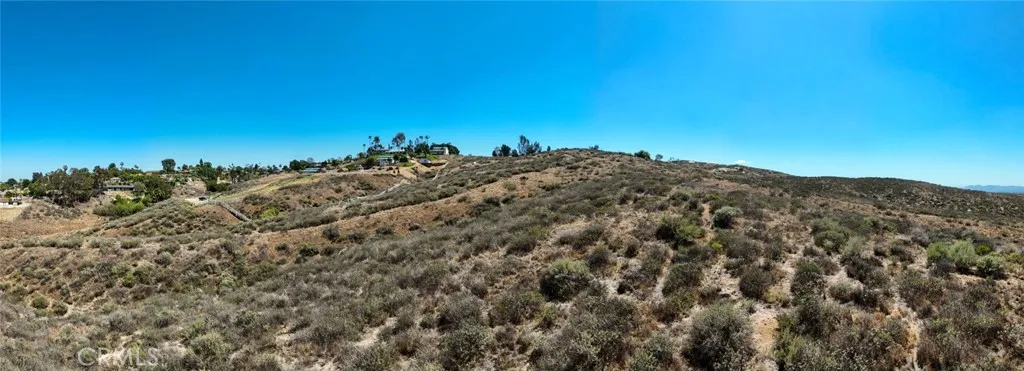 0 Apn, Unit 245080005 Riverside, CA 92501 - Photo 20 of 21 a view of a large building