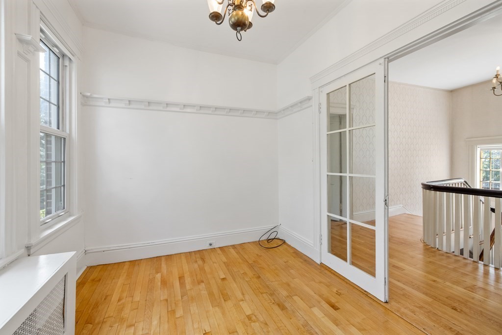38 Oakley Road Belmont, MA 02478 - Photo 18 of 41 Gallery Image 18