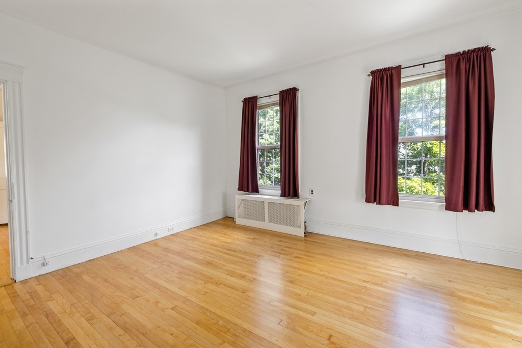 38 Oakley Road Belmont, MA 02478 - Photo 25 of 41 Gallery Image 25