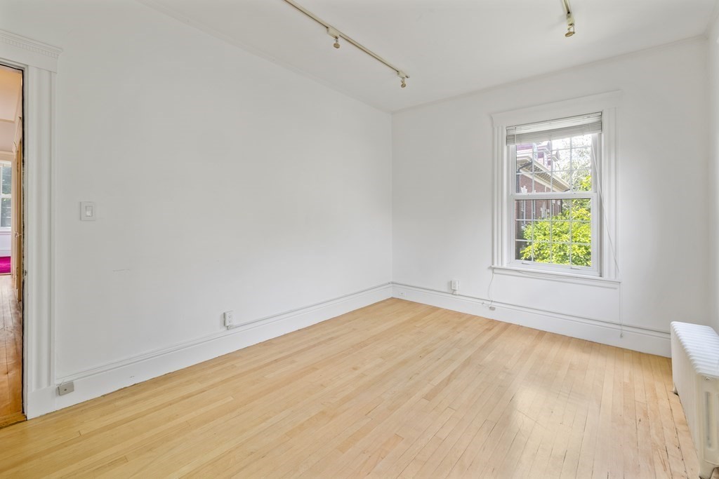 38 Oakley Road Belmont, MA 02478 - Photo 30 of 41 Gallery Image 30