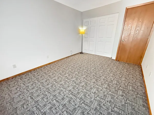 $175,000 | 7624 157th Street West, Unit 104, Apple Valley, MN 55124