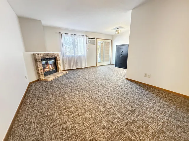 $175,000 | 7624 157th Street West, Unit 104, Apple Valley, MN 55124