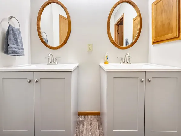 $175,000 | 7624 157th Street West, Unit 104, Apple Valley, MN 55124