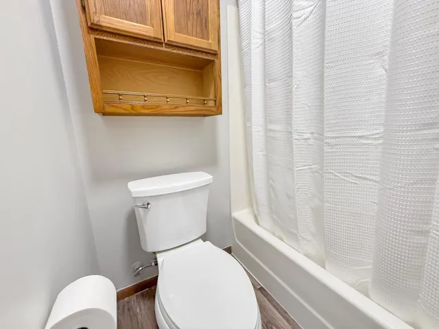 $175,000 | 7624 157th Street West, Unit 104, Apple Valley, MN 55124