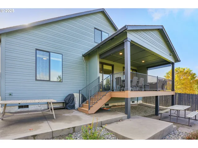 $849,900 | 1708 Northwest 21st Way, Battle Ground, WA 98604
