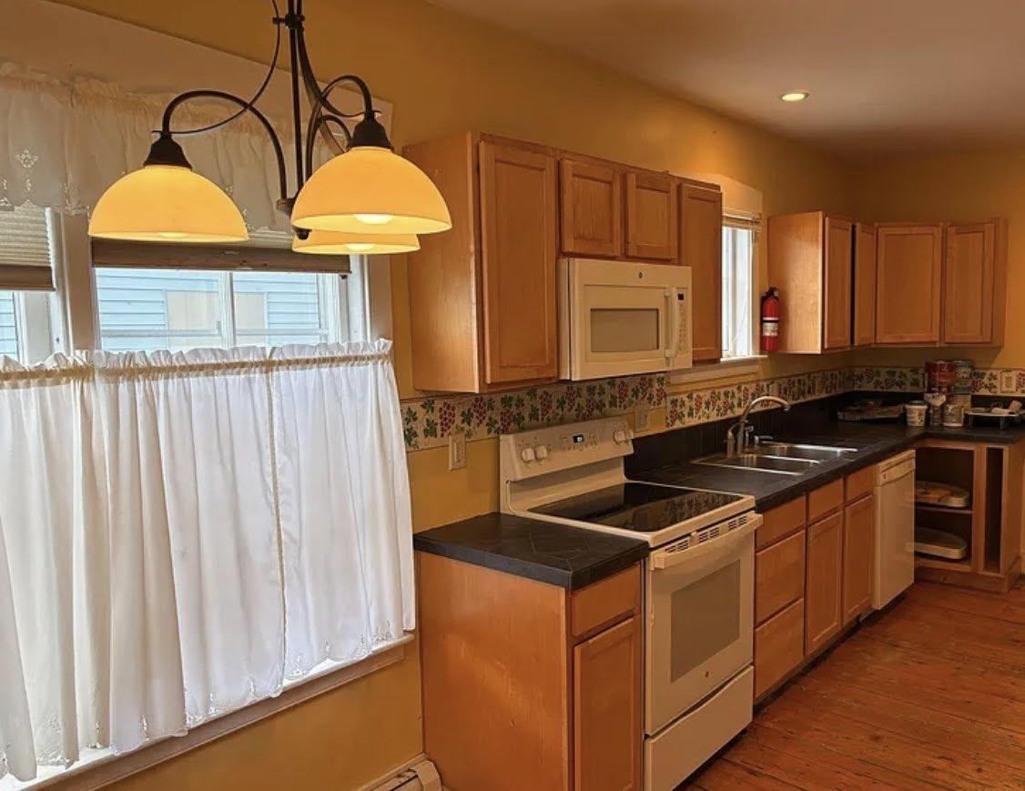 142 Vine Street Northfield, VT 05663 - Photo 8 of 18
