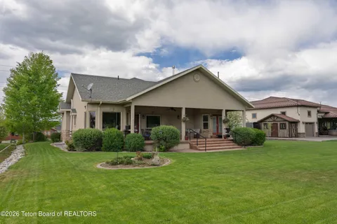 $799,000 | 425 Country Club Way, Thayne, WY 83127