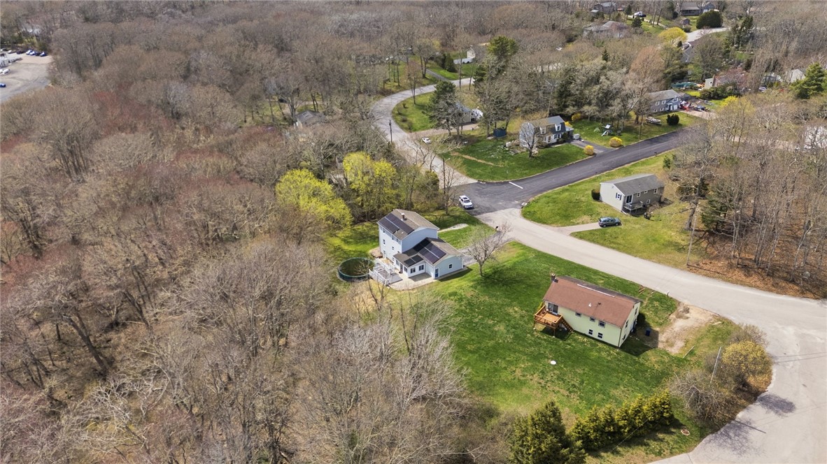 25 Robin Way Westerly, RI 02891 - Photo 4 of 50
