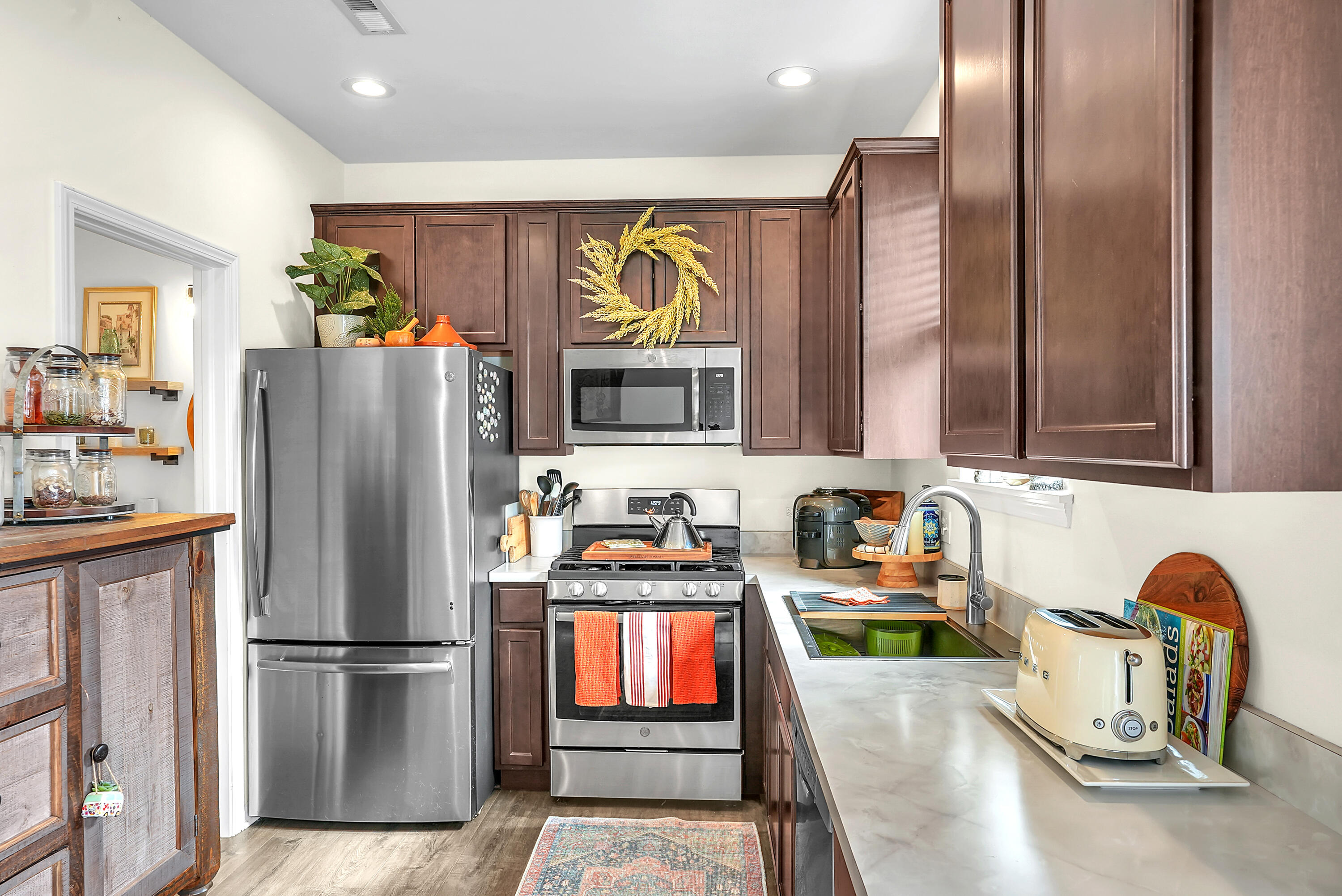 1049 East 117th Place Crown Point, IN 46307 - Photo 8 of 22 3000x2004