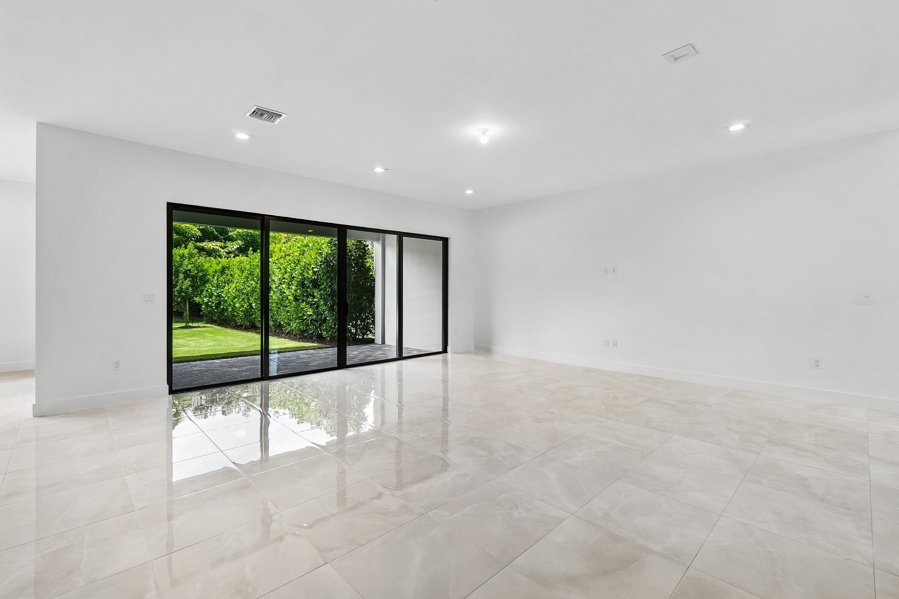 9241 Sunflower Mdw Road Boca Raton, FL 33434 - Photo 8 of 47 008-9241SunflowerMeadowRoad-BocaRaton-FL