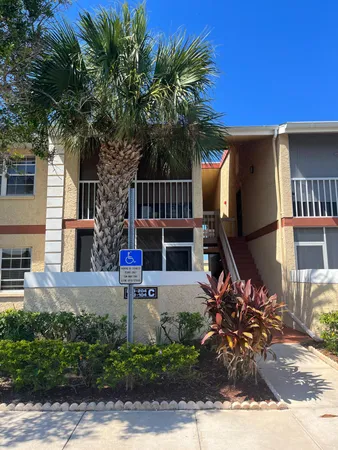 $1,750 | 1533 Southeast Royal Green Circle, Port St. Lucie, FL 34952