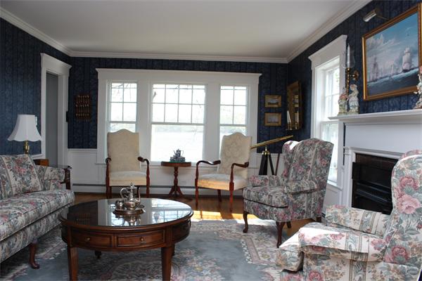 69 Pleasant Valley Road Amesbury, MA 01913 - Photo 6 of 20 Gallery Image 6