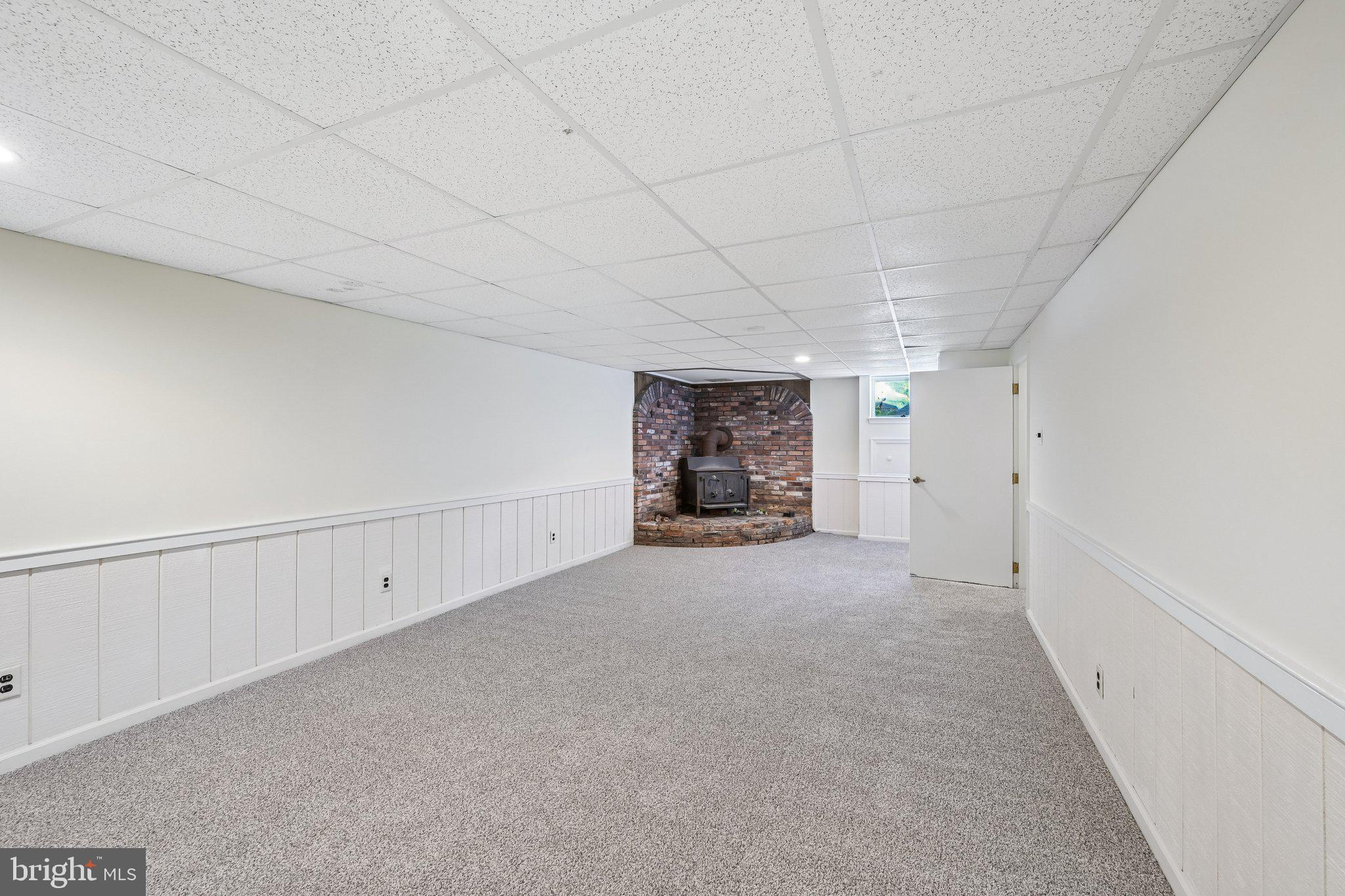 605 Venture Road Hockessin, DE 19707 - Photo 32 of 66 Family Room