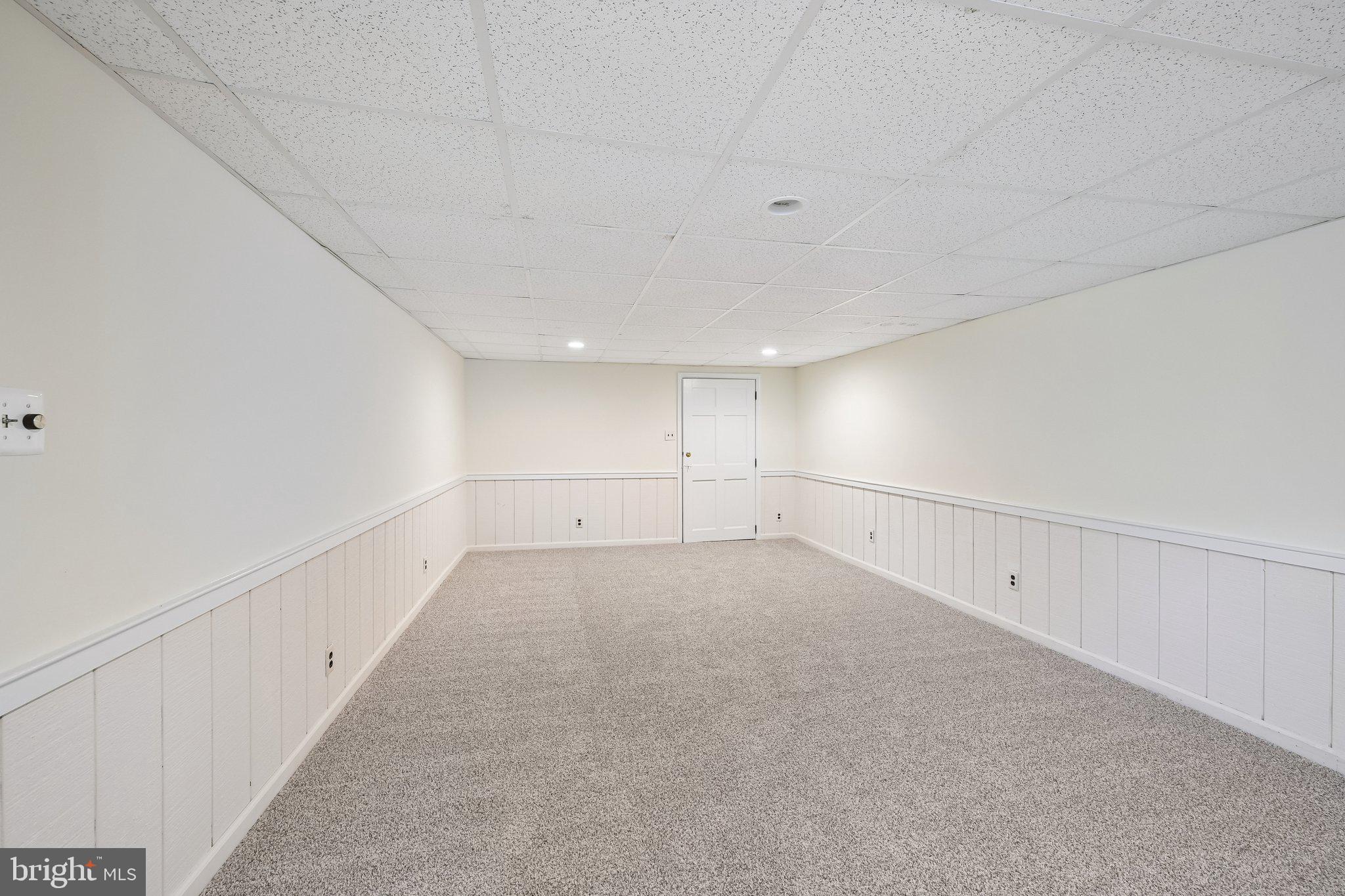 605 Venture Road Hockessin, DE 19707 - Photo 35 of 66 Family Room