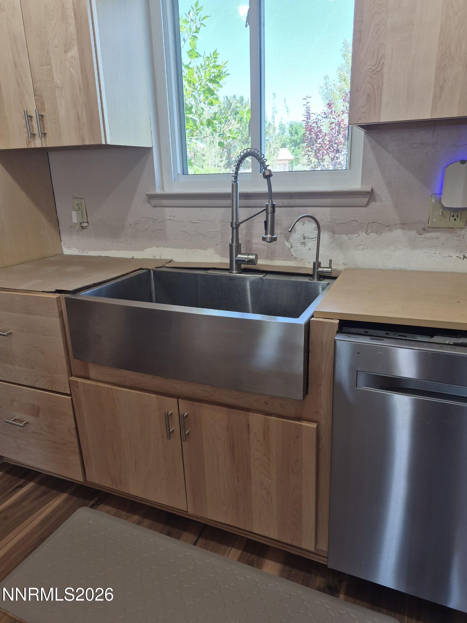2618 Rice Road Fallon, NV 89406 - Photo 10 of 41 rice new sink dishwasher and countertops