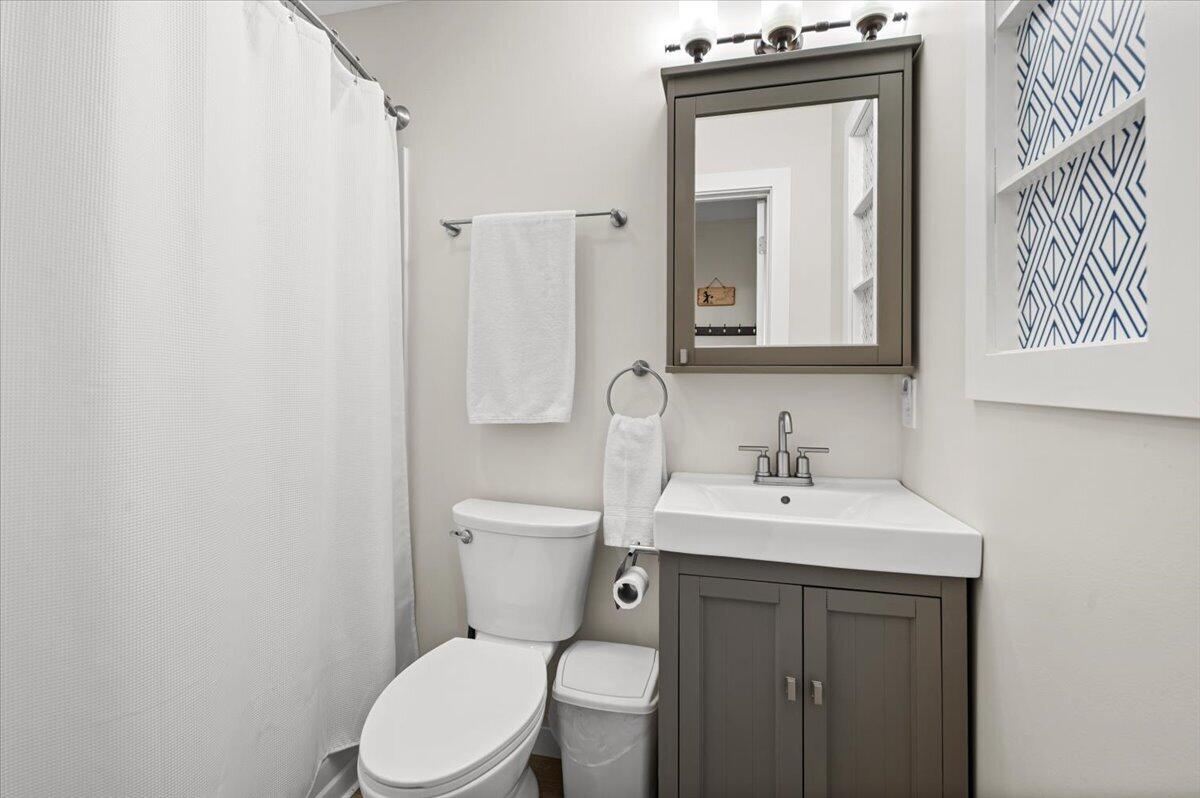 2681 Lower Lake Road Hastings, MI 49058 - Photo 17 of 34