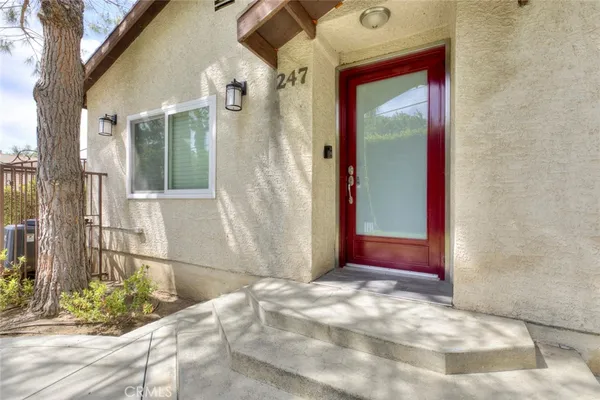 $5,500 | 247 North Oak Avenue, Pasadena, CA 91107