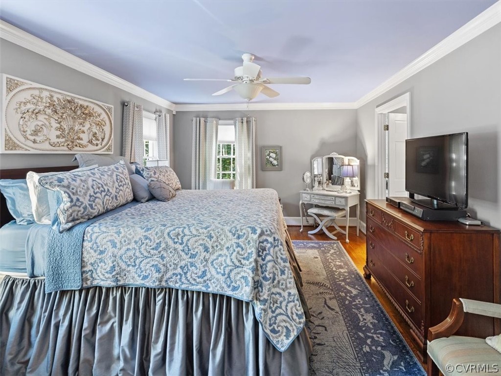 2310 Dorking Road North Chesterfield, VA 23236 - Photo 17 of 44 a living room with furniture and a flat screen tv