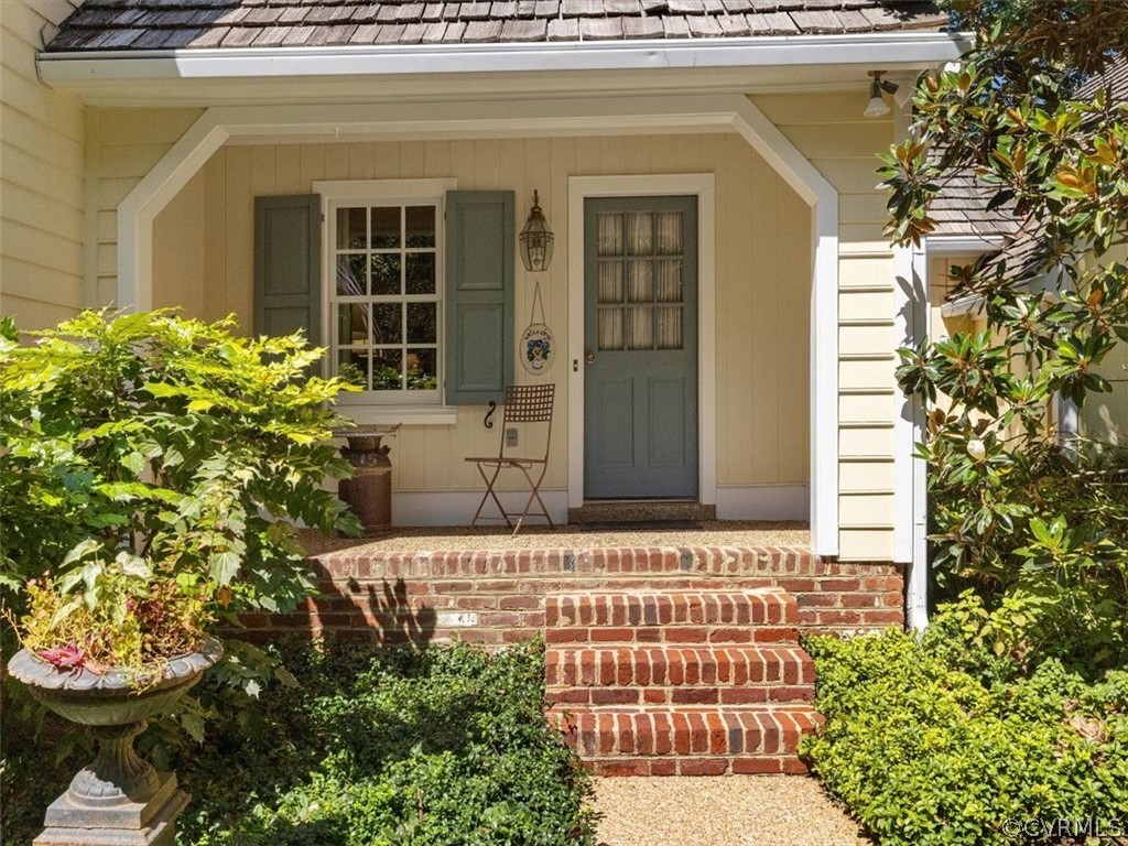 2310 Dorking Road North Chesterfield, VA 23236 - Photo 3 of 44 a front view of a house